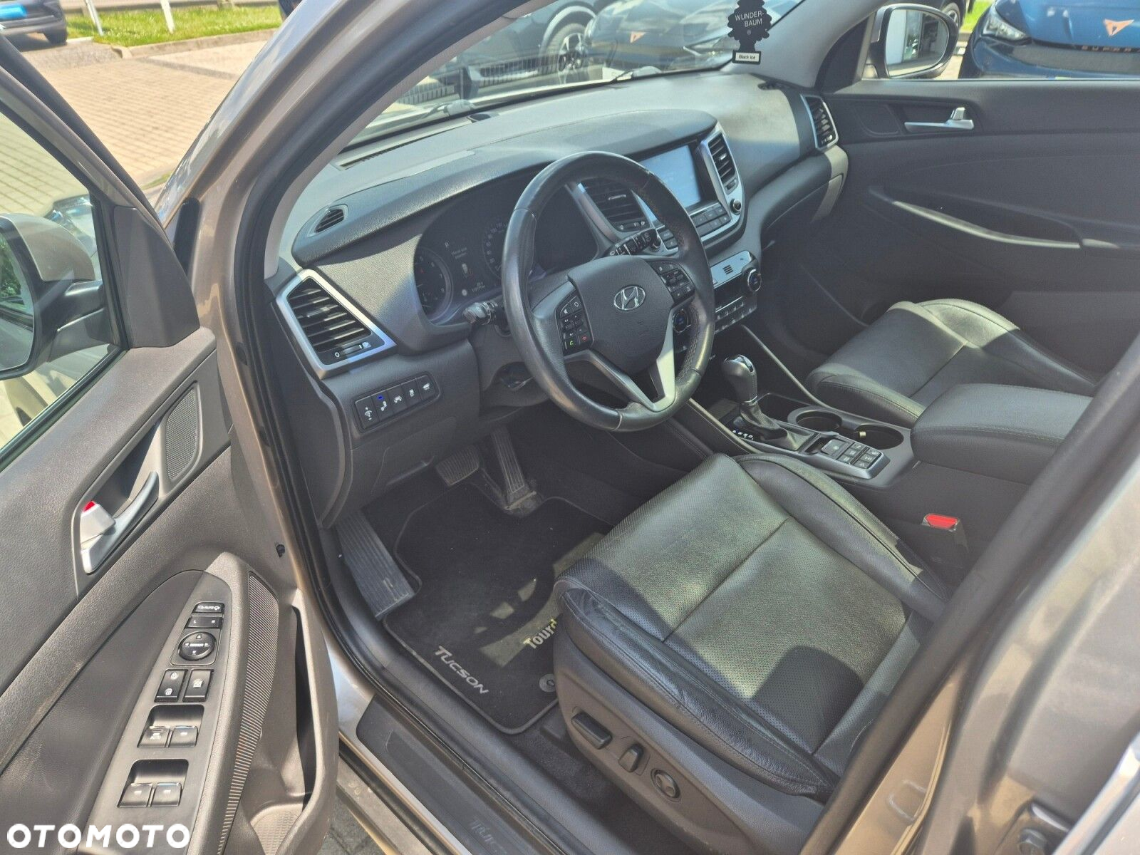 Hyundai Tucson - 8