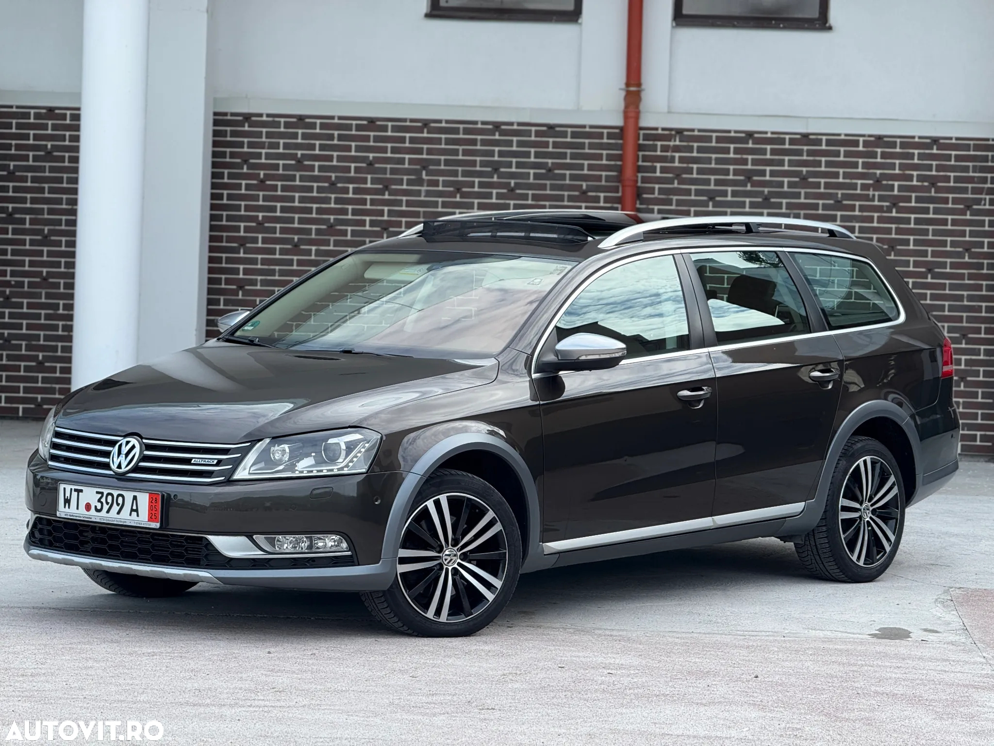 Volkswagen Passat Alltrack 2.0 TDI 4Motion DSG BlueMotion Tec - 3