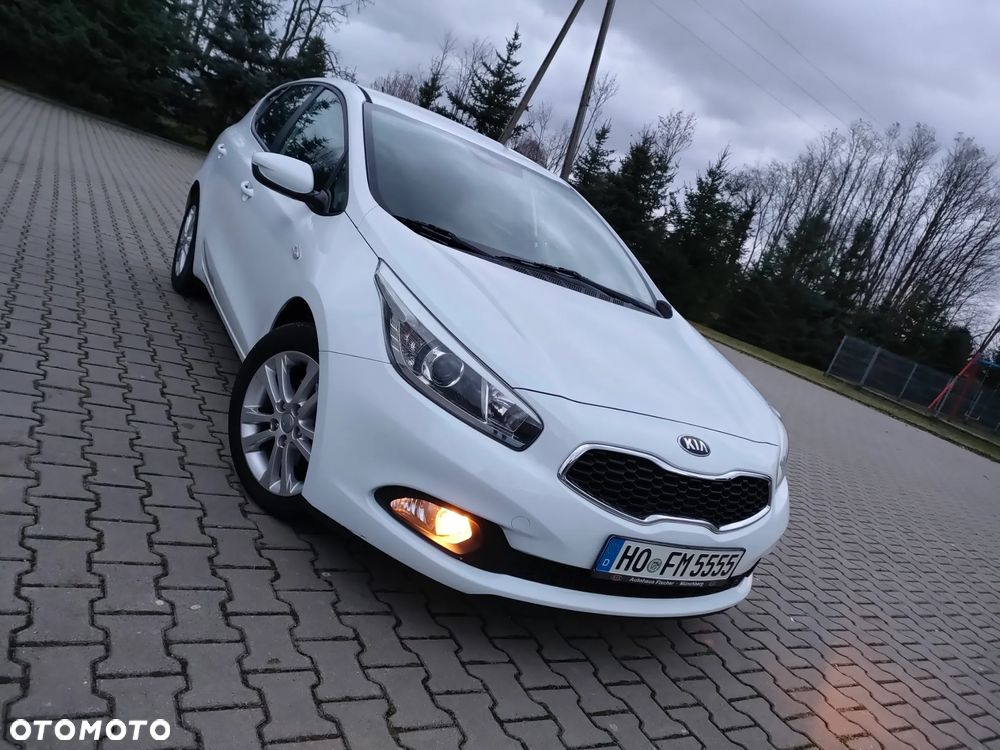Kia Ceed - 6