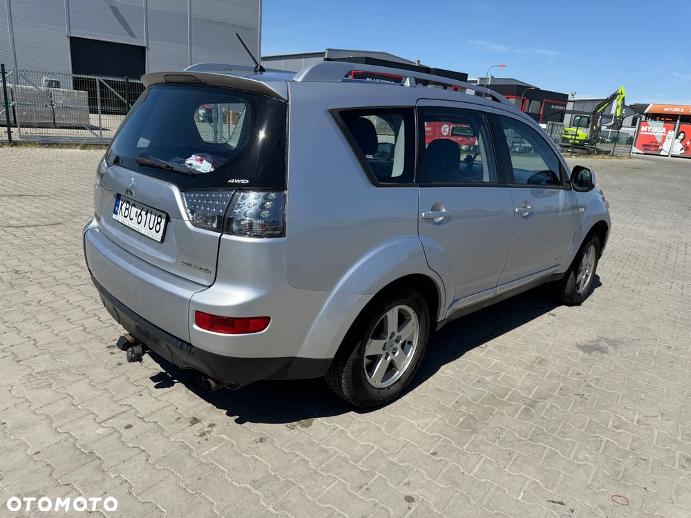 Mitsubishi Outlander 2.0 DID Intense - 7