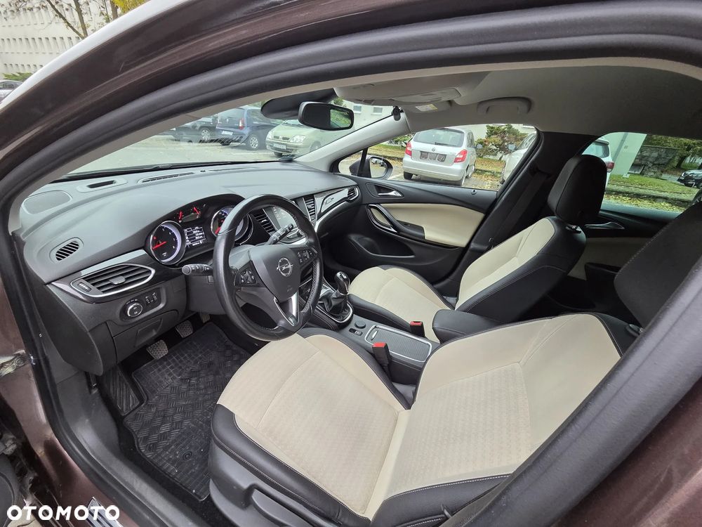 Opel Astra V 1.4 T Elite - 7