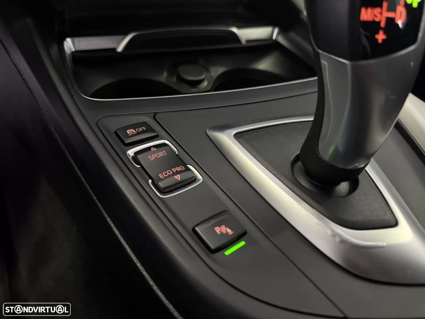 BMW 116 d Advantage Auto - 25