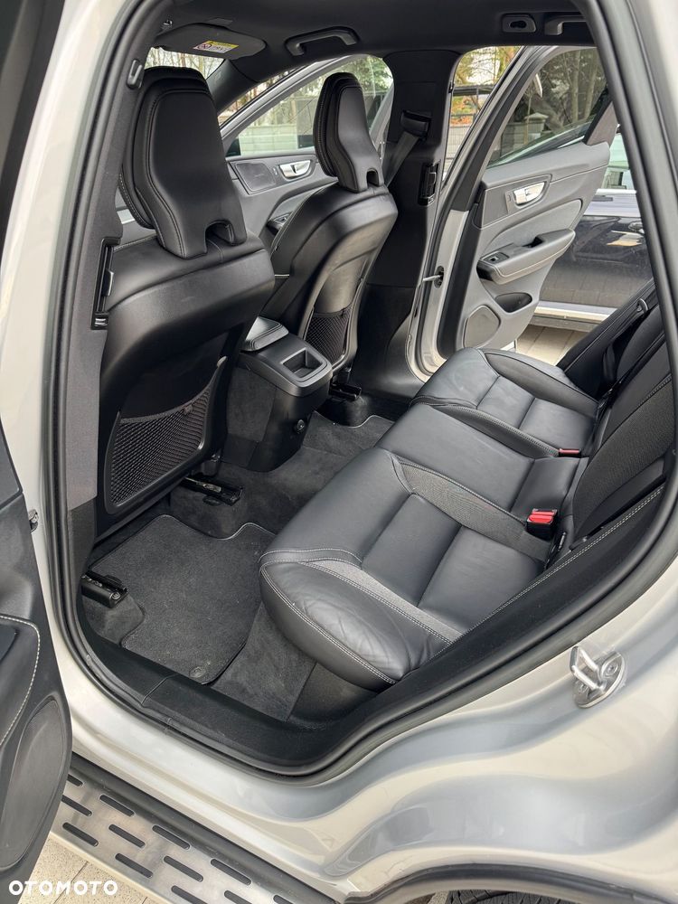 Volvo XC 60 - 28