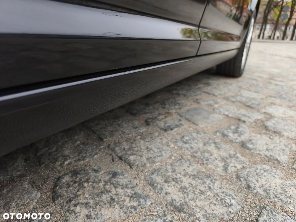 Volkswagen Touran - 10