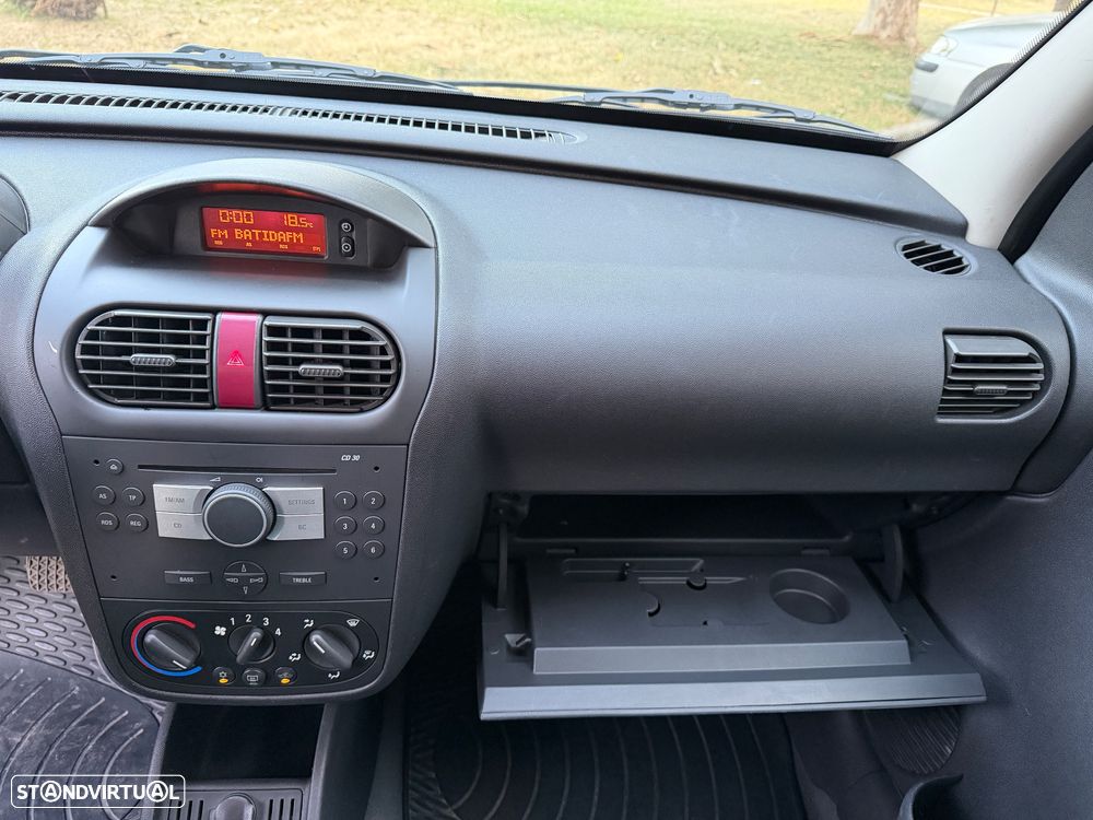 Opel Combo - 27