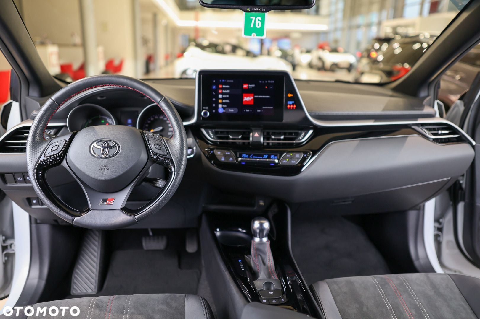 Toyota C-HR - 8
