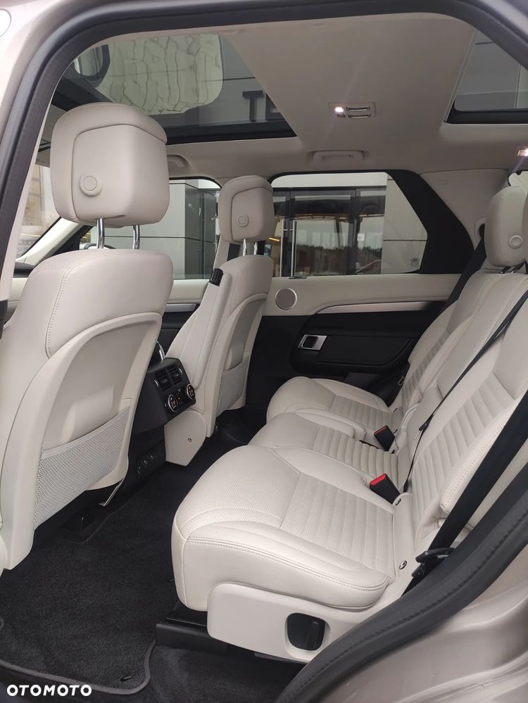 Land Rover Discovery - 17