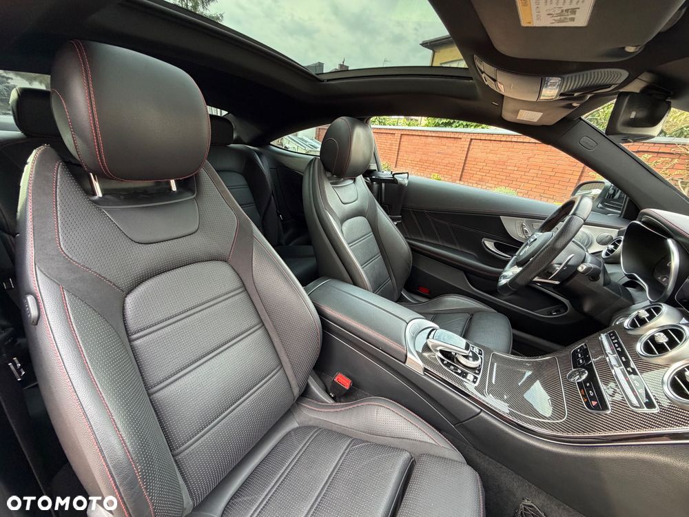 Mercedes-Benz Klasa C AMG 43 4Matic 9G-TRONIC - 31