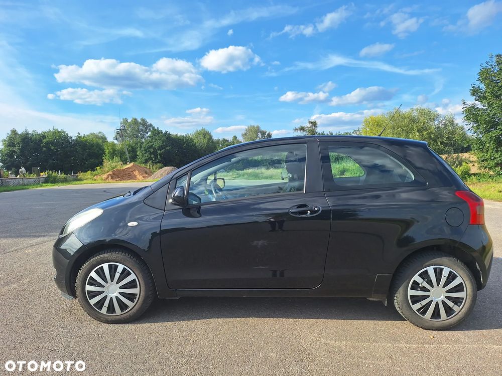 Toyota Yaris 1.3 VVT-i Luna - 3