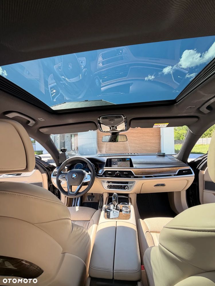 BMW Seria 7 740d xDrive - 17