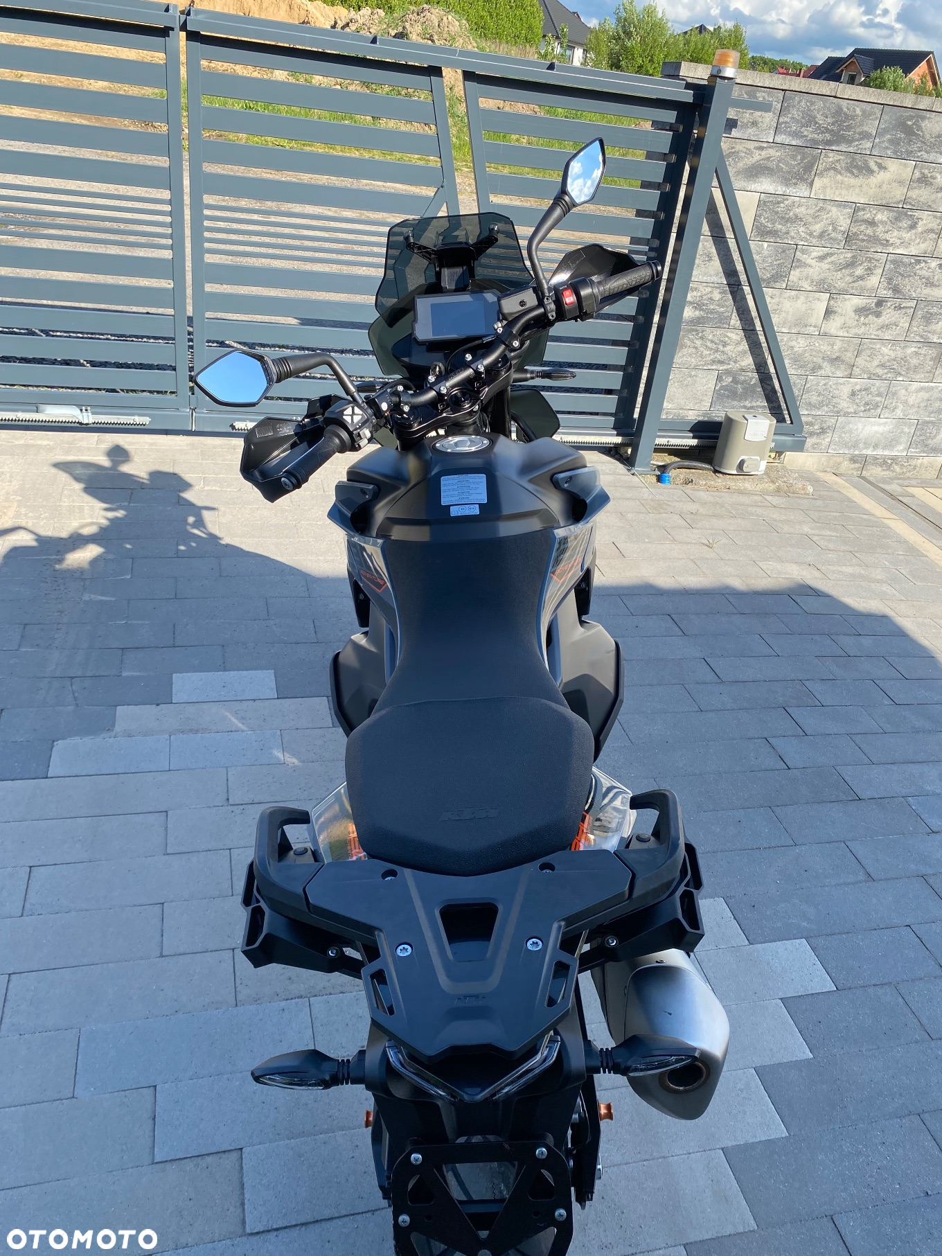 KTM Adventure - 7