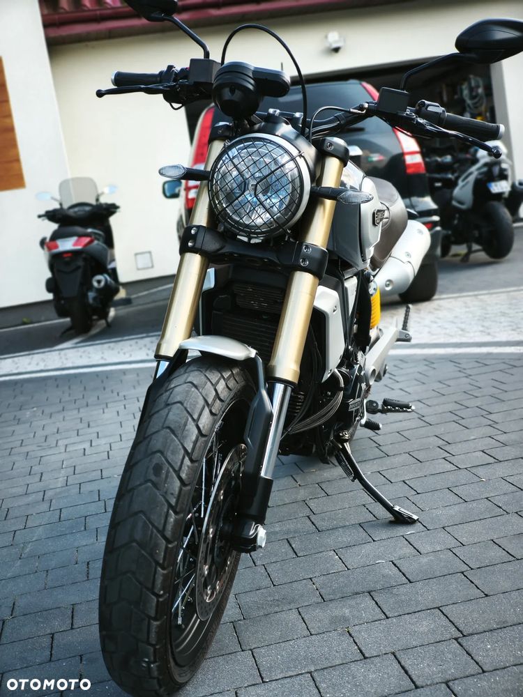Ducati Scrambler - 10