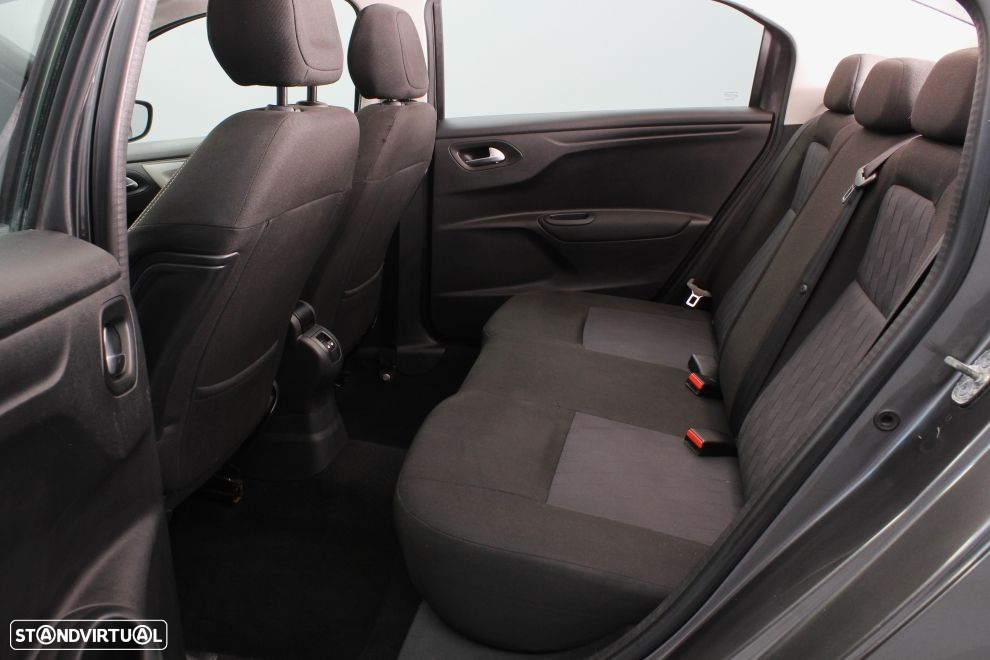 Citroën C-Elysée 1.2 PureTech Shine - 24