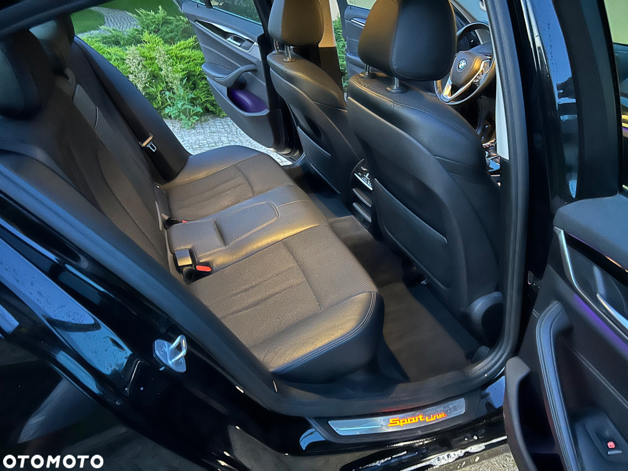 BMW Seria 5 518d Sport Line - 28