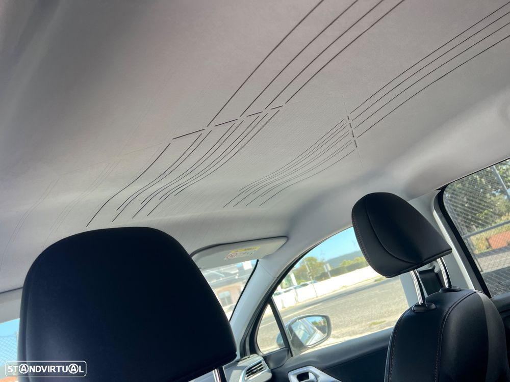 Peugeot 2008 PureTech 110 Stop&Start Crossway - 29