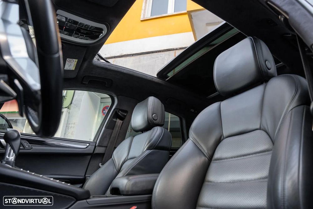 Porsche Macan Turbo PDK - 11