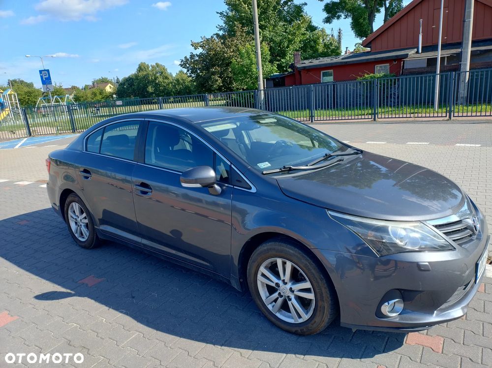 Toyota Avensis - 3