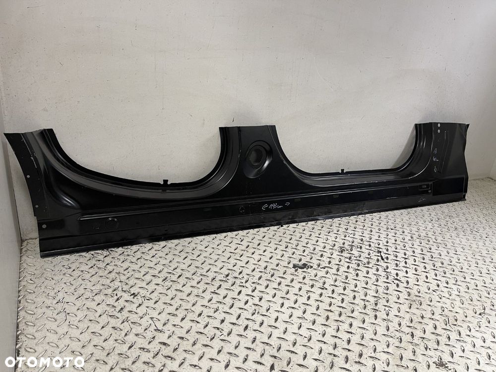 NOWY ORYGINALNY PRÓG SŁUPEK PRAWY PRAWA ALFA ROMEO STELVIO 17-23 68372392AA 5051550 - 4