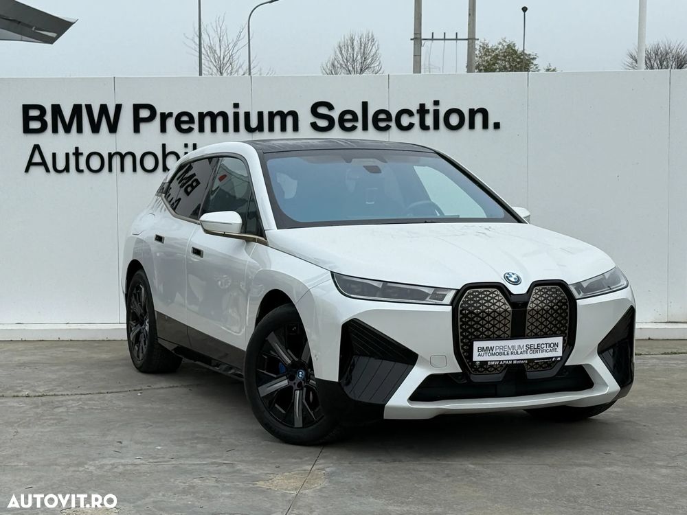 BMW iX - 3