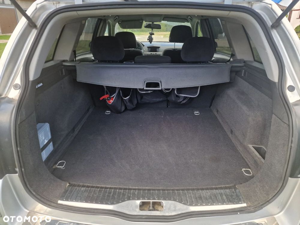 Opel Astra 1.7 CDTI Cosmo - 31