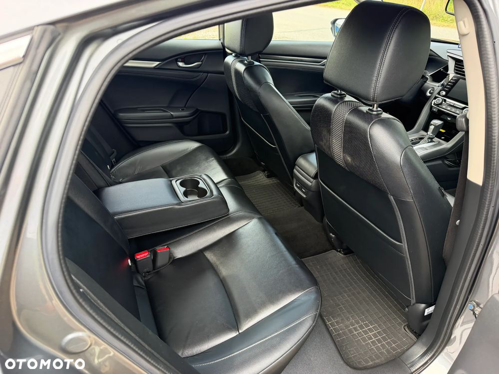 Honda Civic 1.5 T Executive CVT - 23
