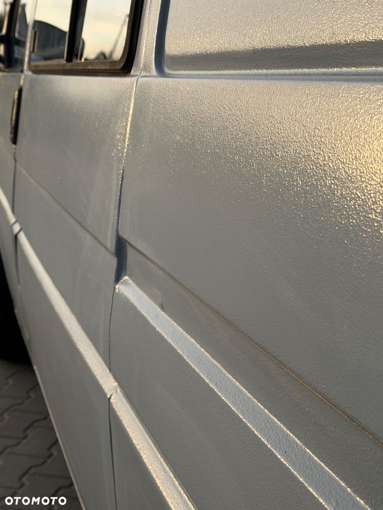 Volkswagen Transporter - 21