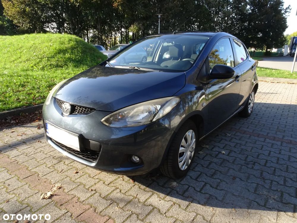Mazda 2