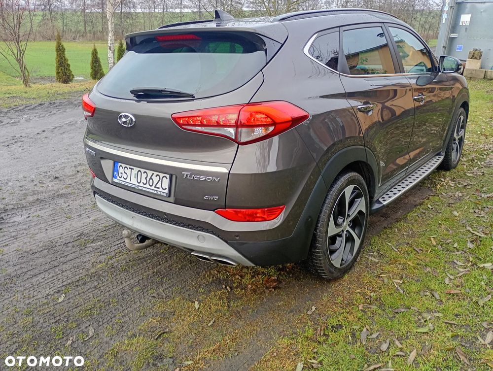 Hyundai Tucson 2.0 CRDI 4WD Automatik Premium - 4
