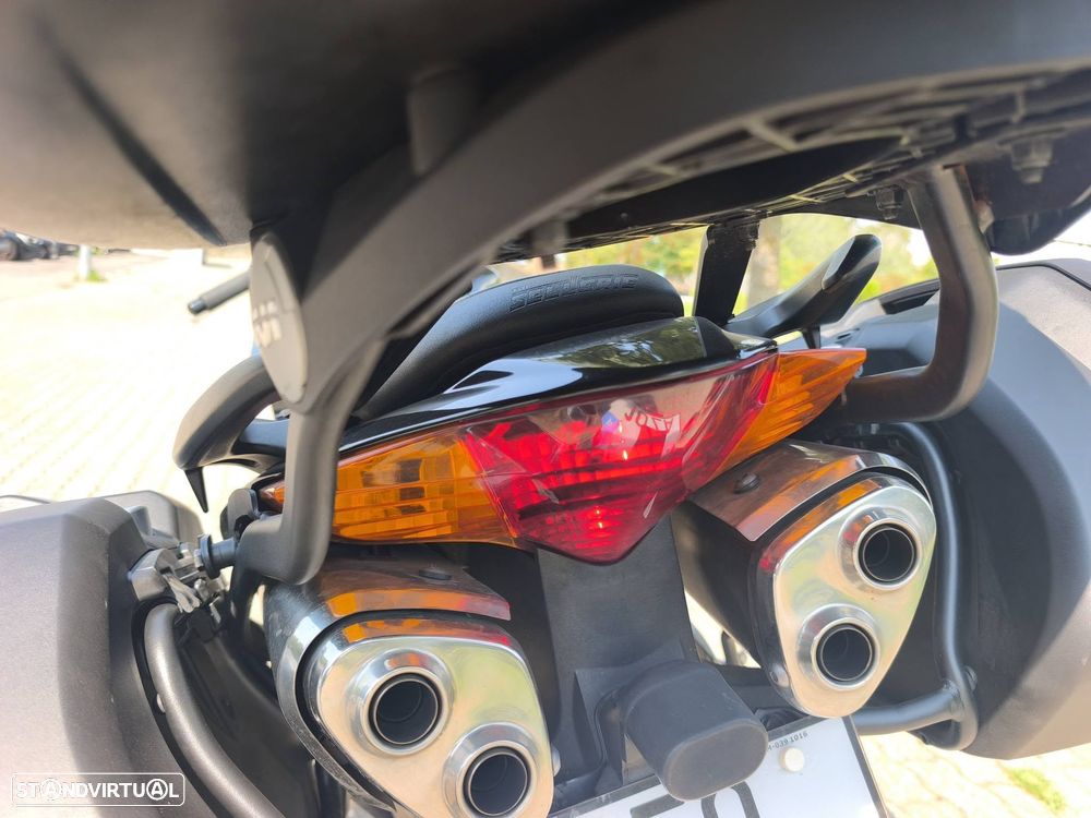 Honda VFR 800 vtec - 12
