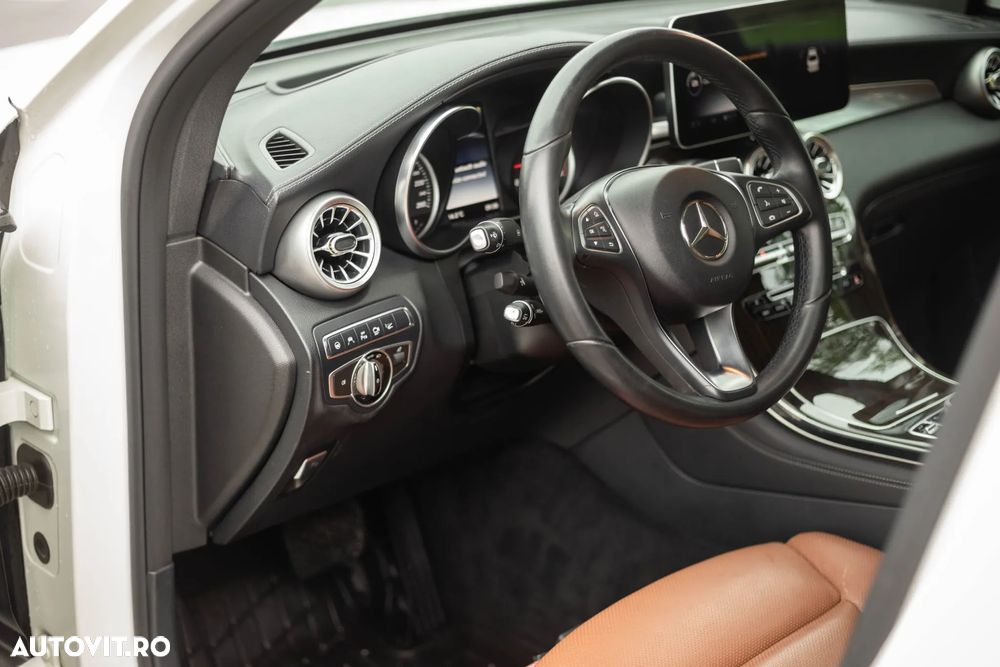 Mercedes-Benz GLC - 15