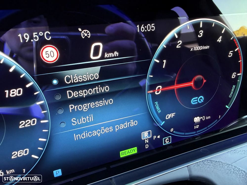 Mercedes-Benz E 300 de AMG Line - 38