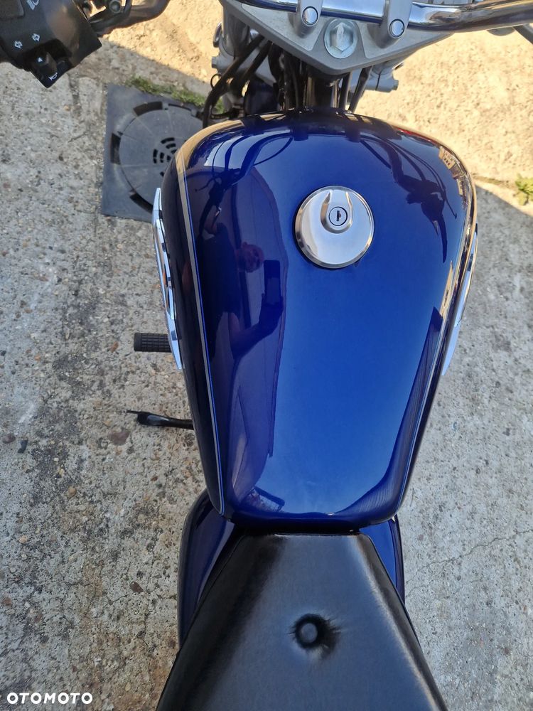 Suzuki Marauder - 32