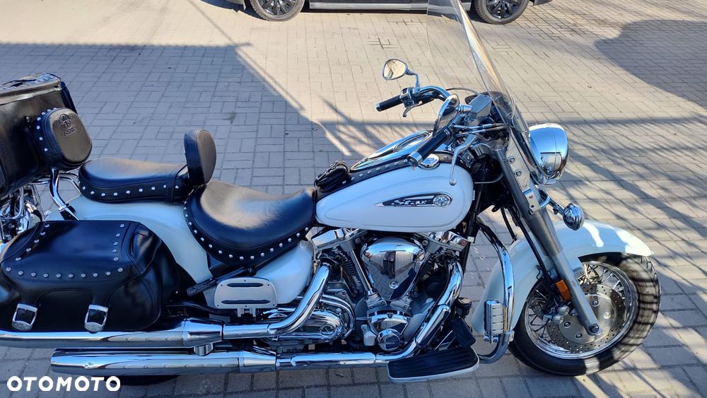 Yamaha Road Star - 2