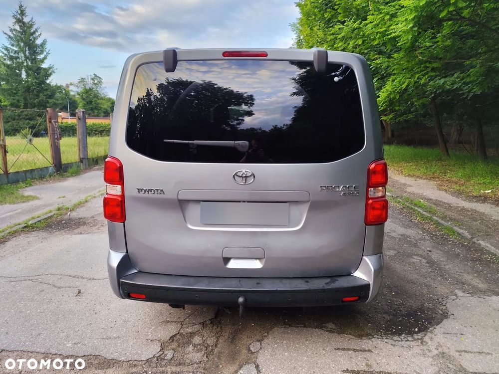 Toyota ProAce 1,5-l-D-4D L1 (9-Si.) Comfort - 7