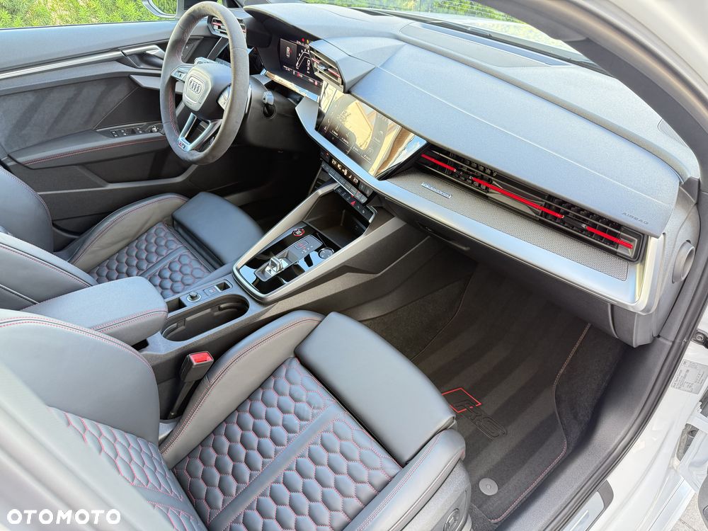 Audi RS3 Limousine TFSI Quattro S tronic - 30