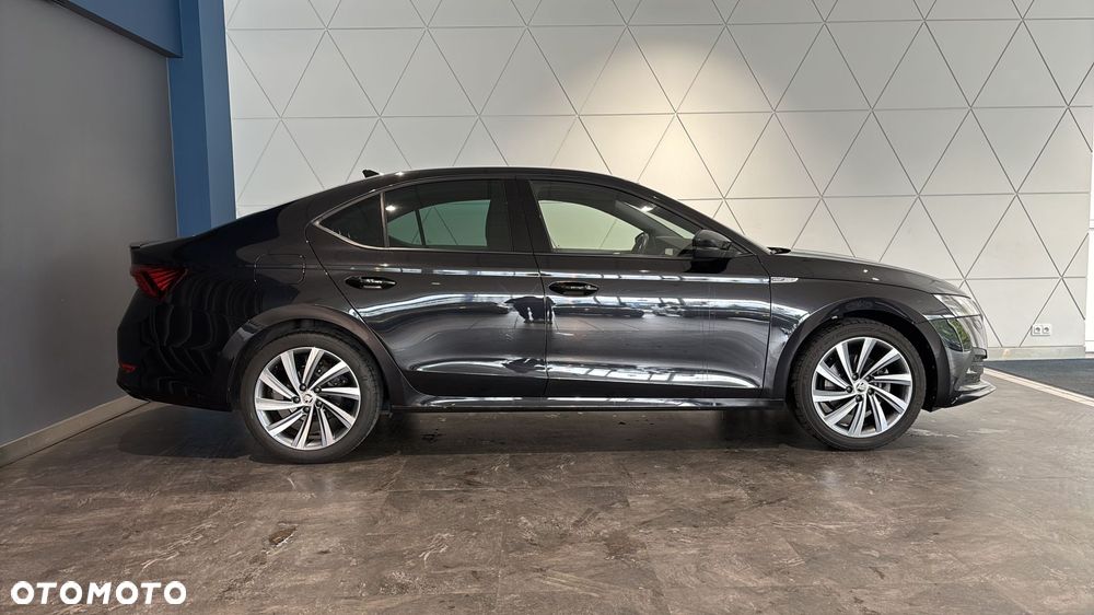 Skoda Octavia 1.5 TSI ACT Sportline - 7