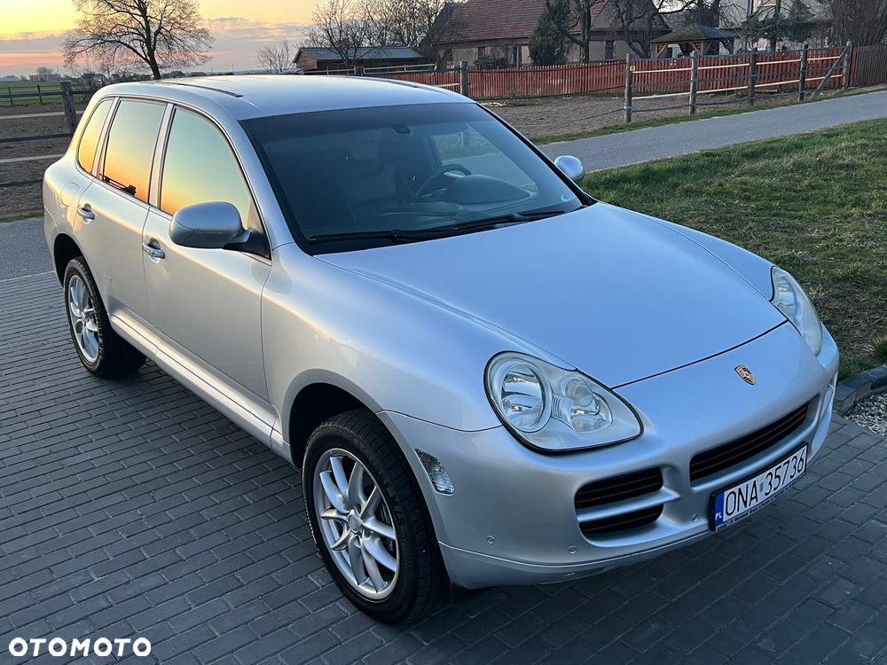 Porsche Cayenne - 7