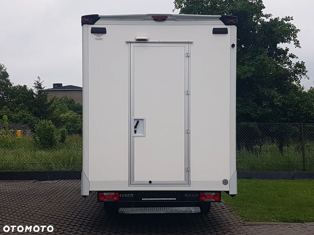 Iveco DAILY KONTENER NISKOPODŁOGOWY 4,43x2,23x2,42 SKLEP FOODTRUCK BAR KLIMA KONIOWÓZ KAMPER - 16