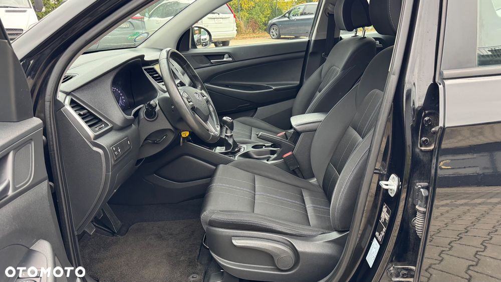 Hyundai Tucson blue 1.6 GDi 2WD Classic - 25