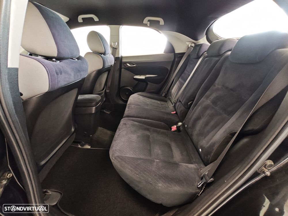 Honda Civic 1.8 Sport - 32