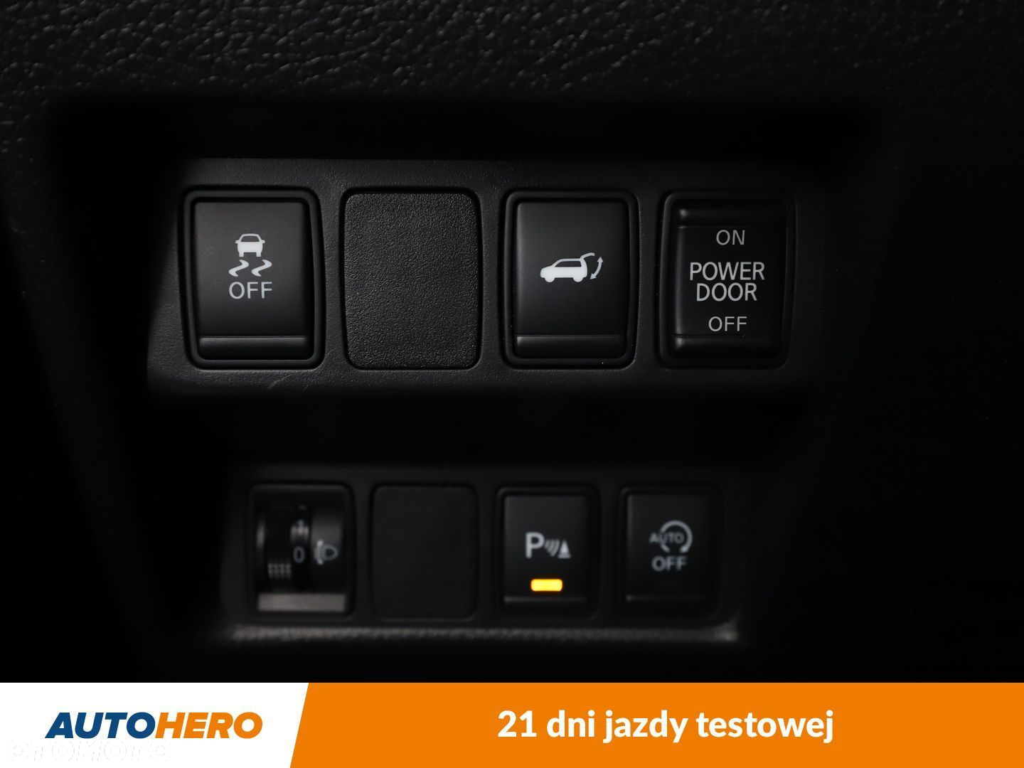 Nissan X-Trail 1.6 DCi N-Connecta 2WD EU6 - 29