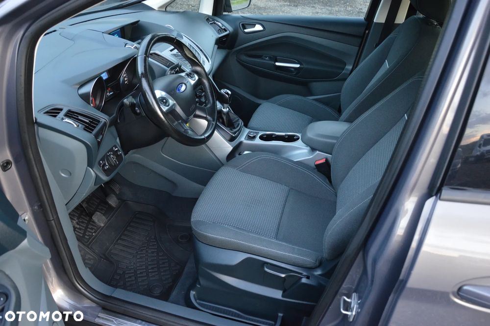 Ford Grand C-MAX - 25