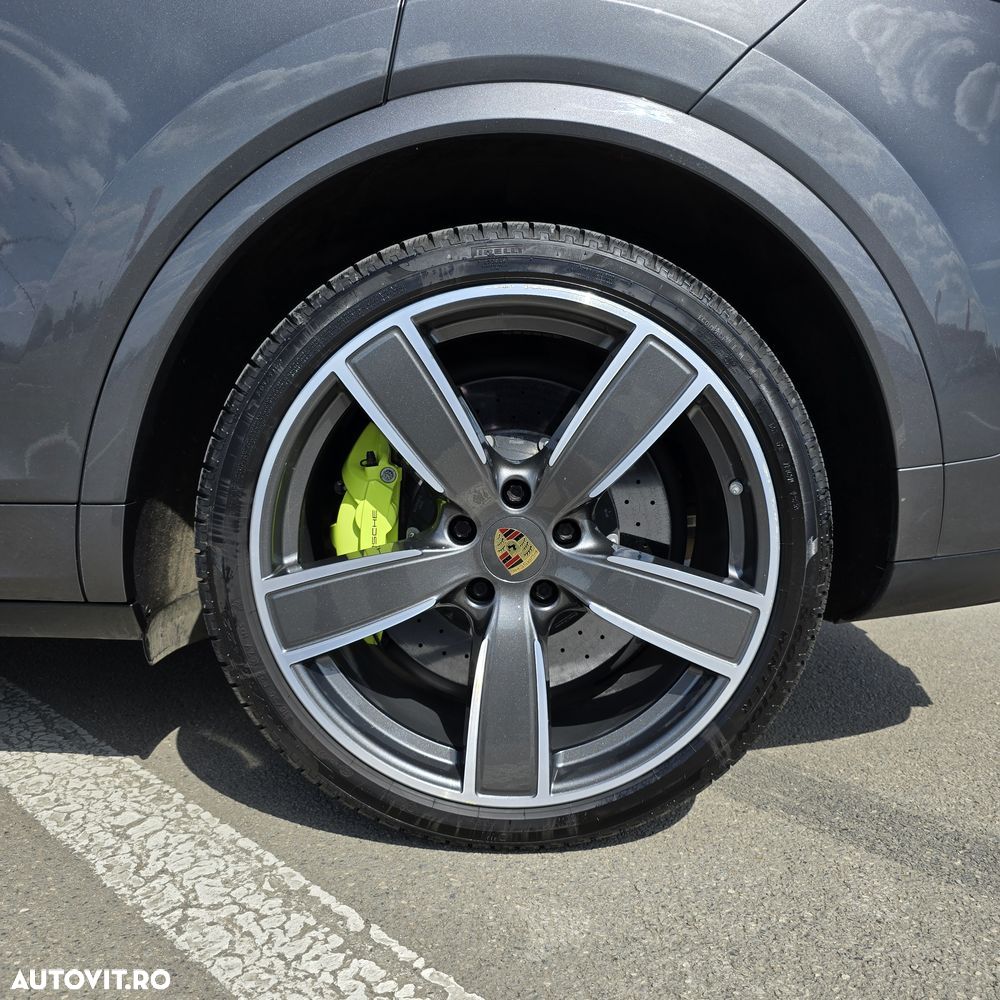 Porsche Cayenne Turbo S E-Hybrid Tiptronic S - 7