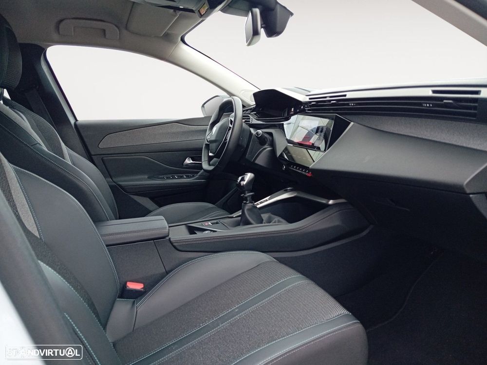 Peugeot 308 1.2 PureTech Allure - 15