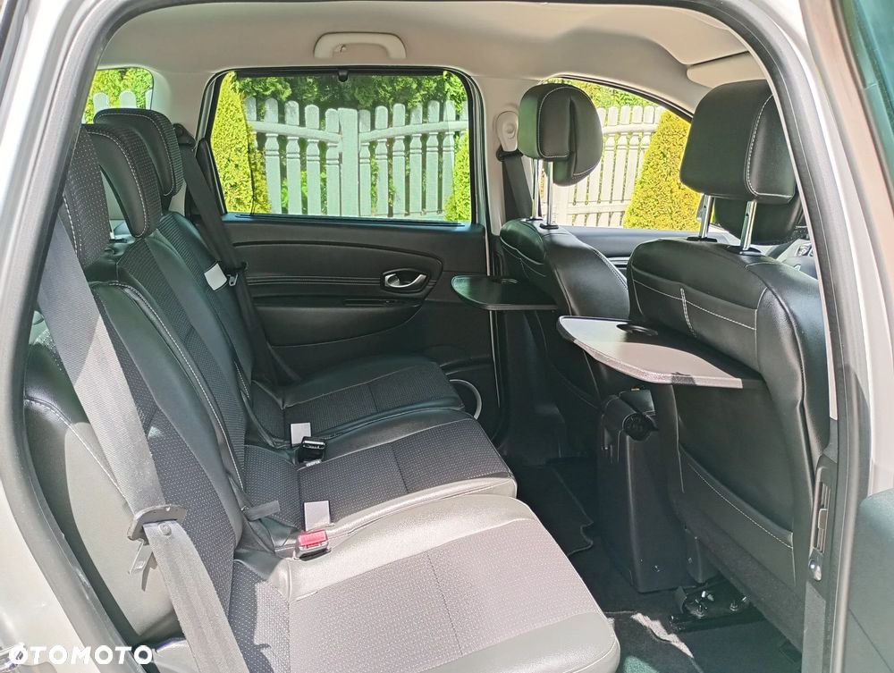 Renault Scenic - 29