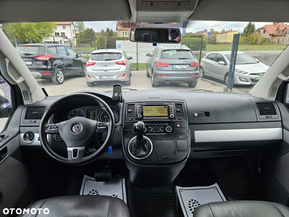 Volkswagen Multivan - 20