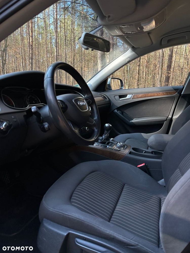 Audi A4 Avant 2.0 TDI DPF Ambiente - 5