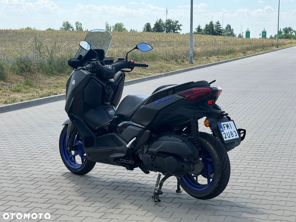 Yamaha X-max - 4