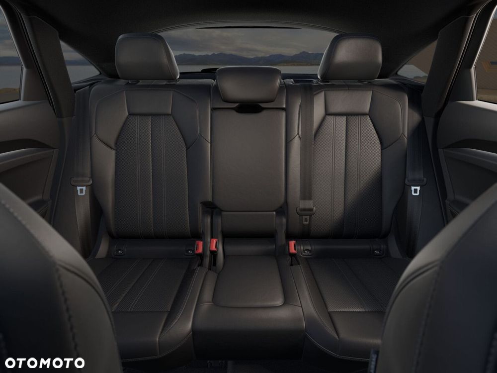 Audi Q5 Sportback - 8
