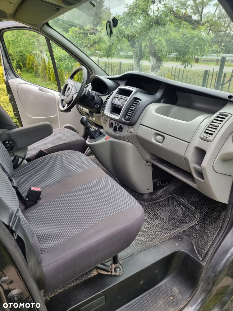 Opel Vivaro - 14